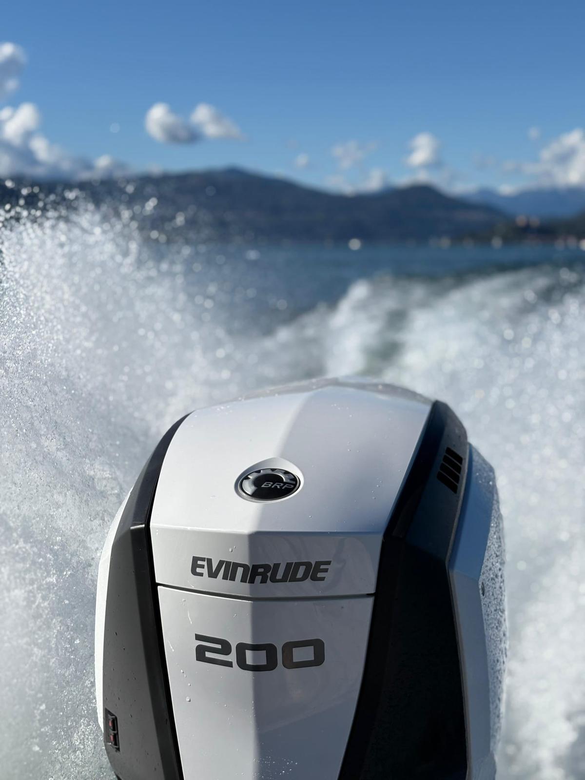 Motore Evinrude 200